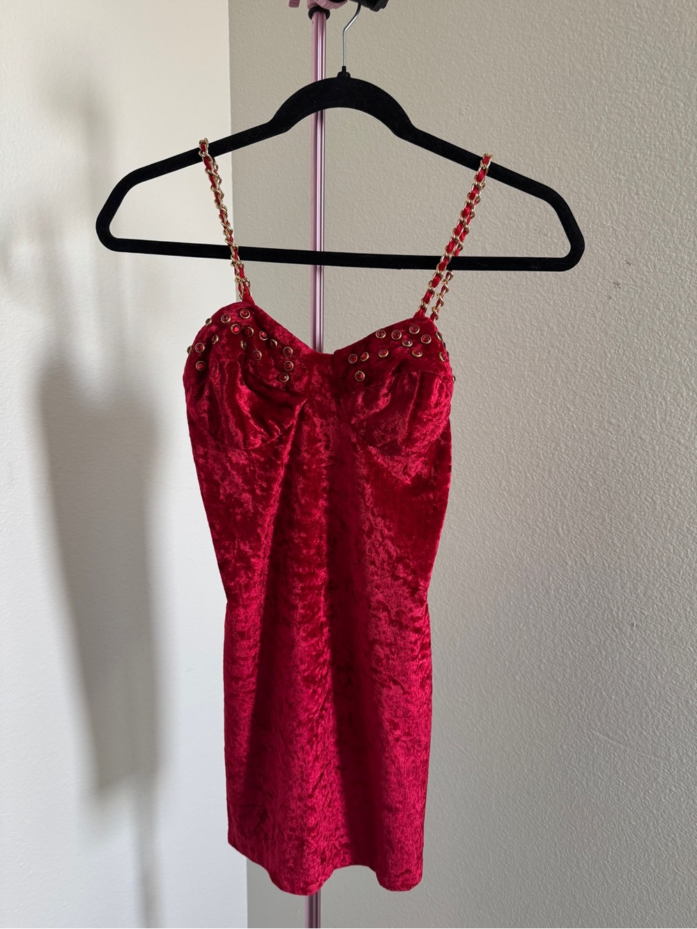 Vintage Vanity Red Velvet Chain-Strap Mini Dress